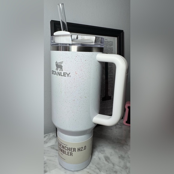 ✨🆕 Stanley Target 🎯 Pearl 40 oz Stainless Steel H2.0 Quencher Tumbler - Picture 3 of 8